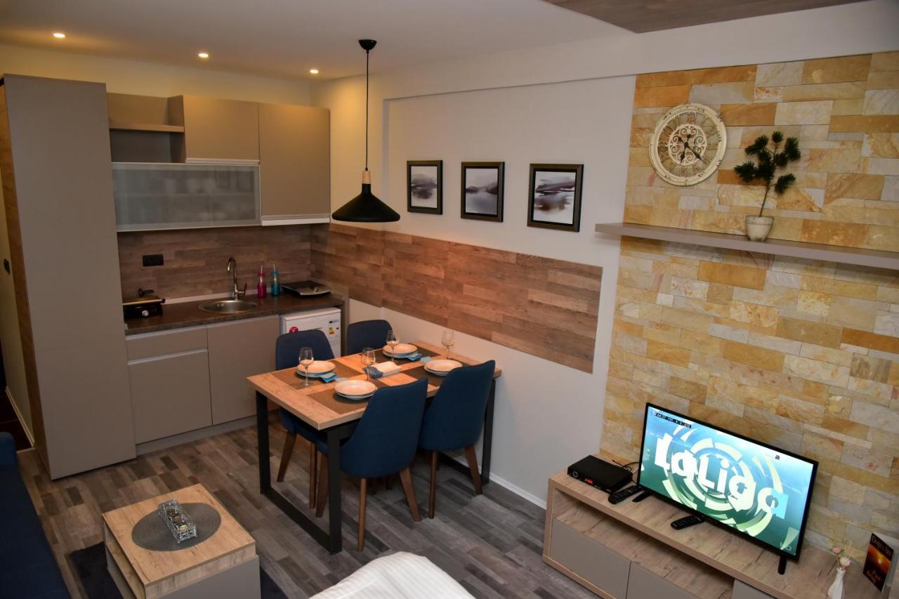 Apartman Sladjana Premier 12 Milmari โคเปานิก ภายนอก รูปภาพ